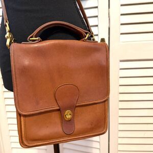 Vintage 90's Coach Station Bag Brown Leather Crossbody Brass Hardware